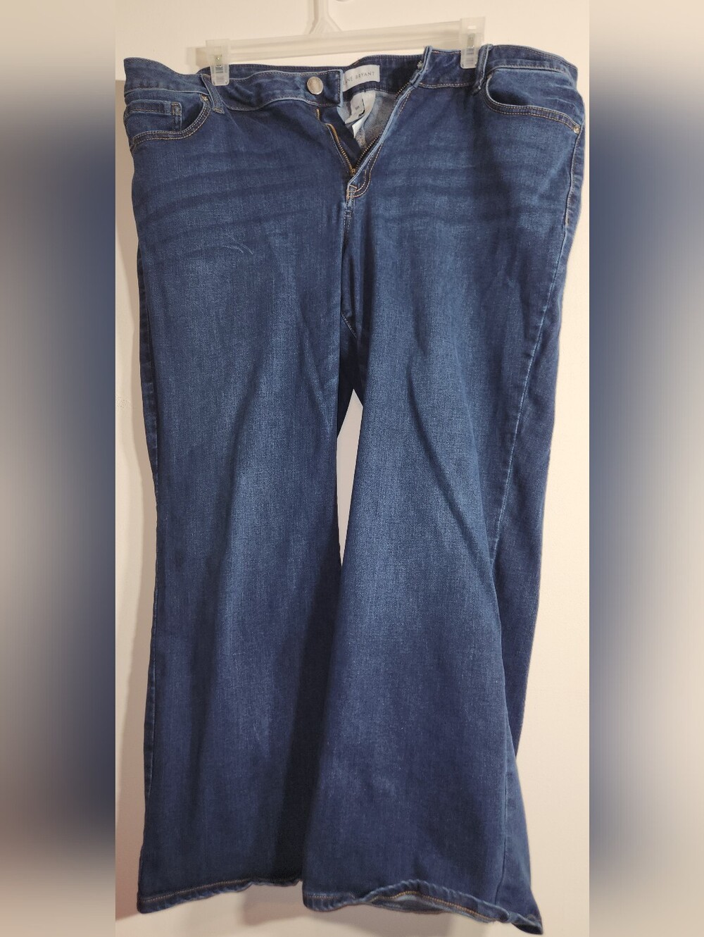 Mid-Rise Boot Cut Lane Bryant Jeans 22S. Short. Flex Magic Waistband. Comfy